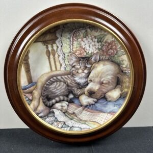 Crestley Friends Forever "Cuddle Up" Puppy/Kitten Plate by Leesa Whitten